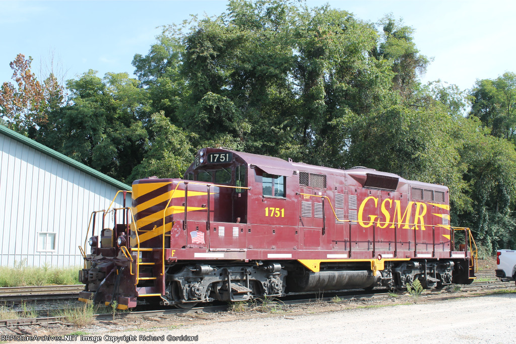 GSMR 1751